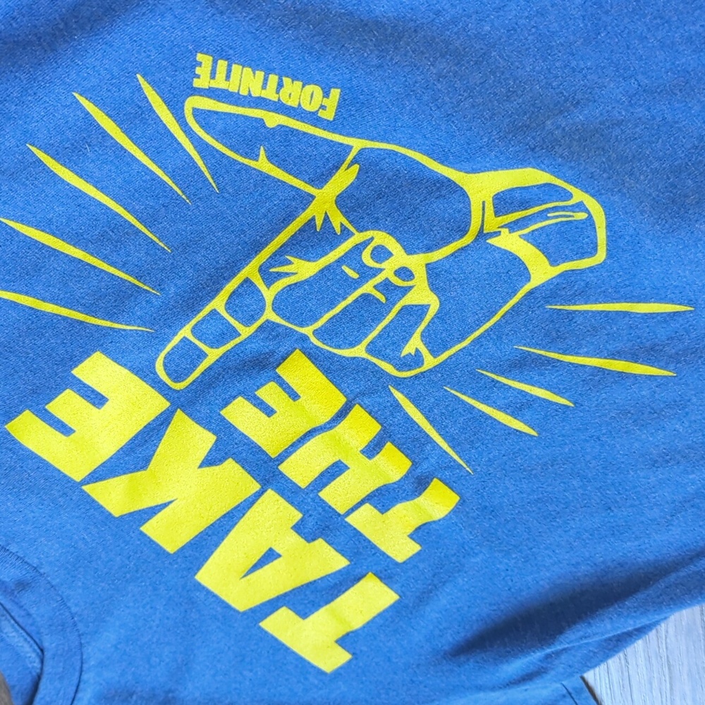 Fortnite shirt bundle - Picture 2 of 7